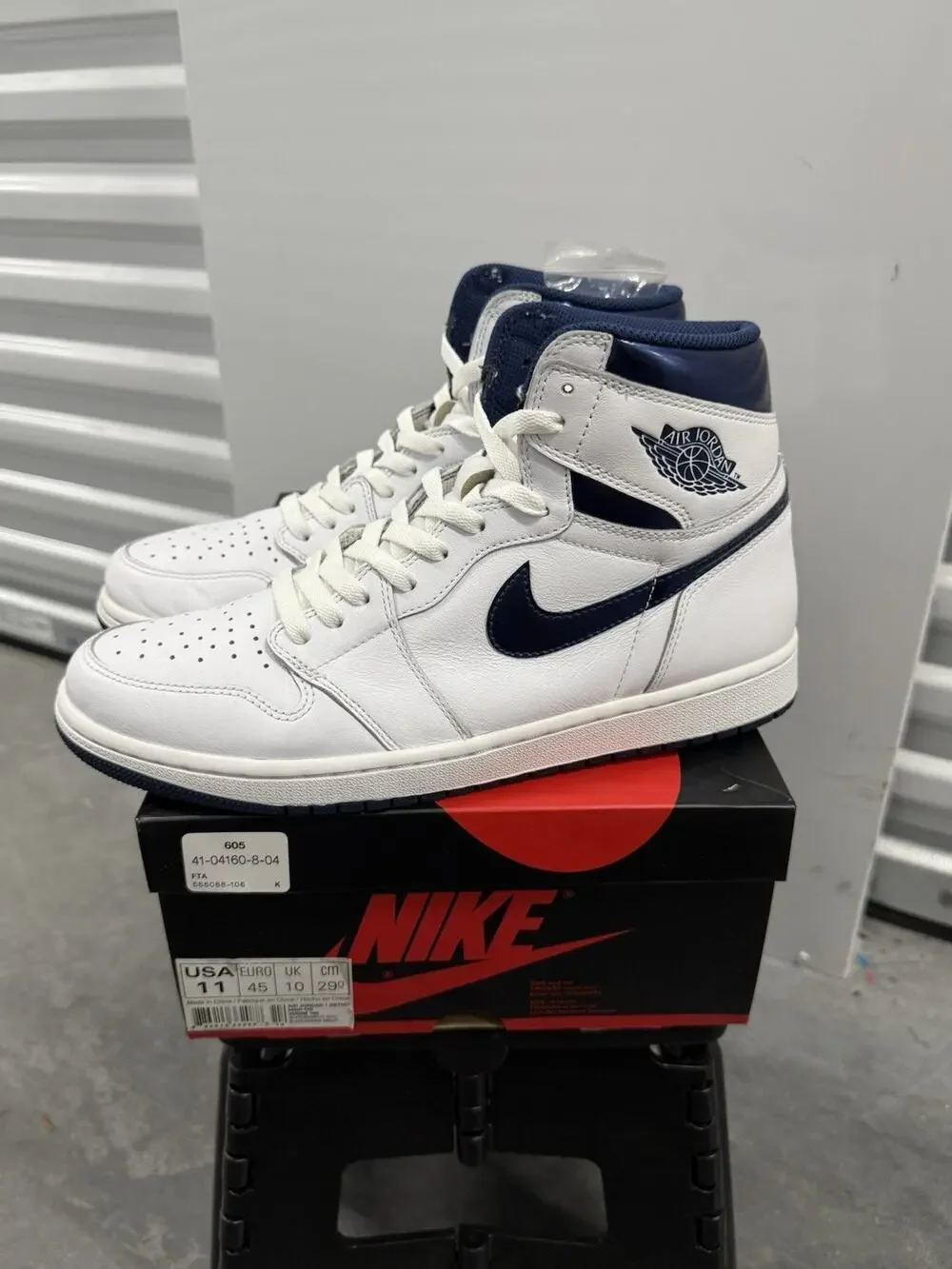 Nike Air Jordan 1 Retro High OG Metallic Navy Size 11 Mens Sneakers - 55508-106